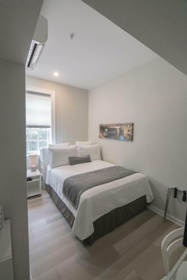 The Georgetown House 3*